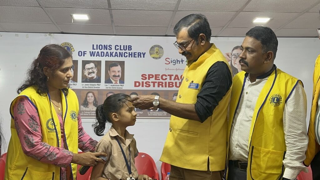 Photo of Lions Sight For Kids spectacle distribution.Lions club project,
Lions Club India, Lions Club International, Lion Club Kerala.Featured by www.jamesvalappila.com and authored by Lion James Valappila PMJF