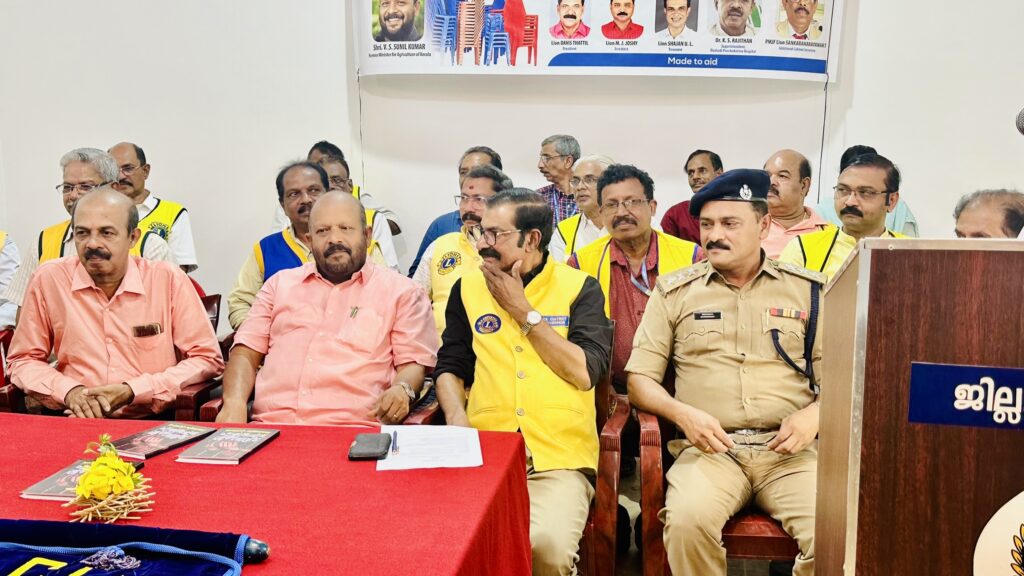 Photo of the Donation of 100 chairs to Viyyur Central Jail.Lions club project,
Lions Club India, Lions Club International, Lion Club Kerala.Featured by www.jamesvalappila.com and authored by Lion James Valappila PMJF