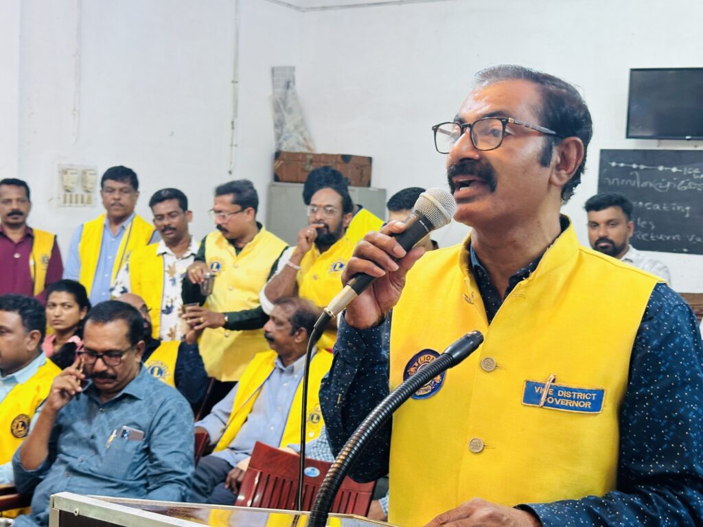 a photo of Lions Club Services in Viyyur Jail.Lions club project, Lions Club India, Lions Club International, Lion Club Kerala.Featured by www.jamesvalappila.com and authored by Lion James Valappila PMJF image of Lions Club Services in Viyyur Jail
Lions club project,
Lions Club India, Lions Club International, Lion Club Kerala.Featured by www.jamesvalappila.com and authored by Lion James Valappila PMJF