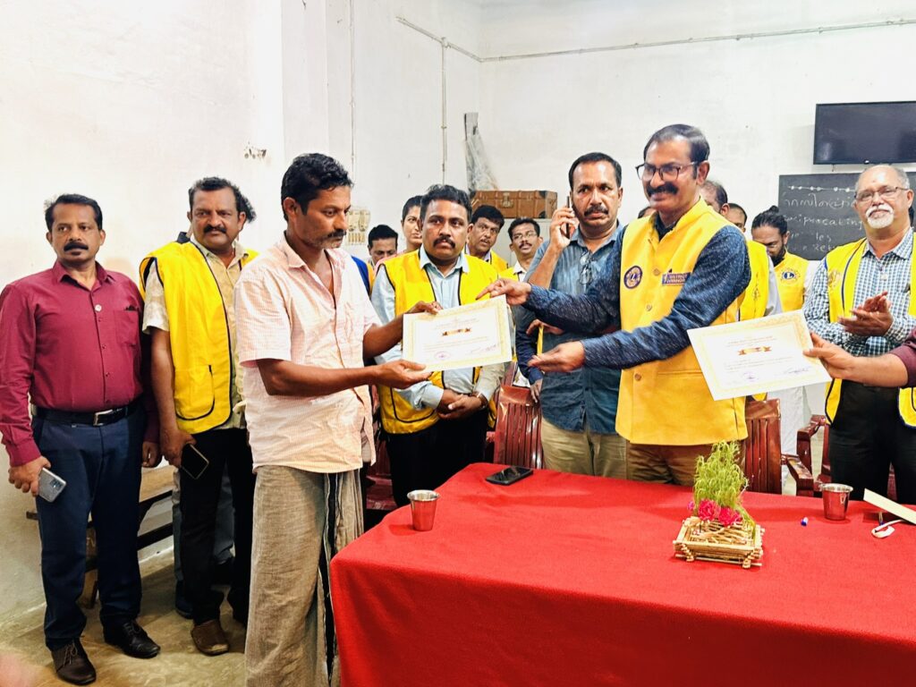 Lions club project,
Lions Club India, Lions Club International, Lion Club Kerala.Featured by www.jamesvalappila.com and authored by Lion James Valappila PMJF