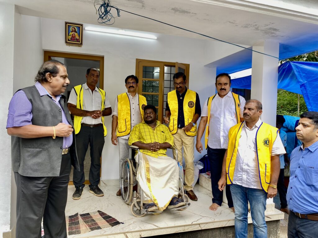 Photo of Key handover of home was done through Lions Home for Homeless Project by Lions Club of Trichur,Lions club project,
Lions Club India, Lions Club International, Lion Club Kerala.Featured by www.jamesvalappila.com and authored by Lion James Valappila PMJF