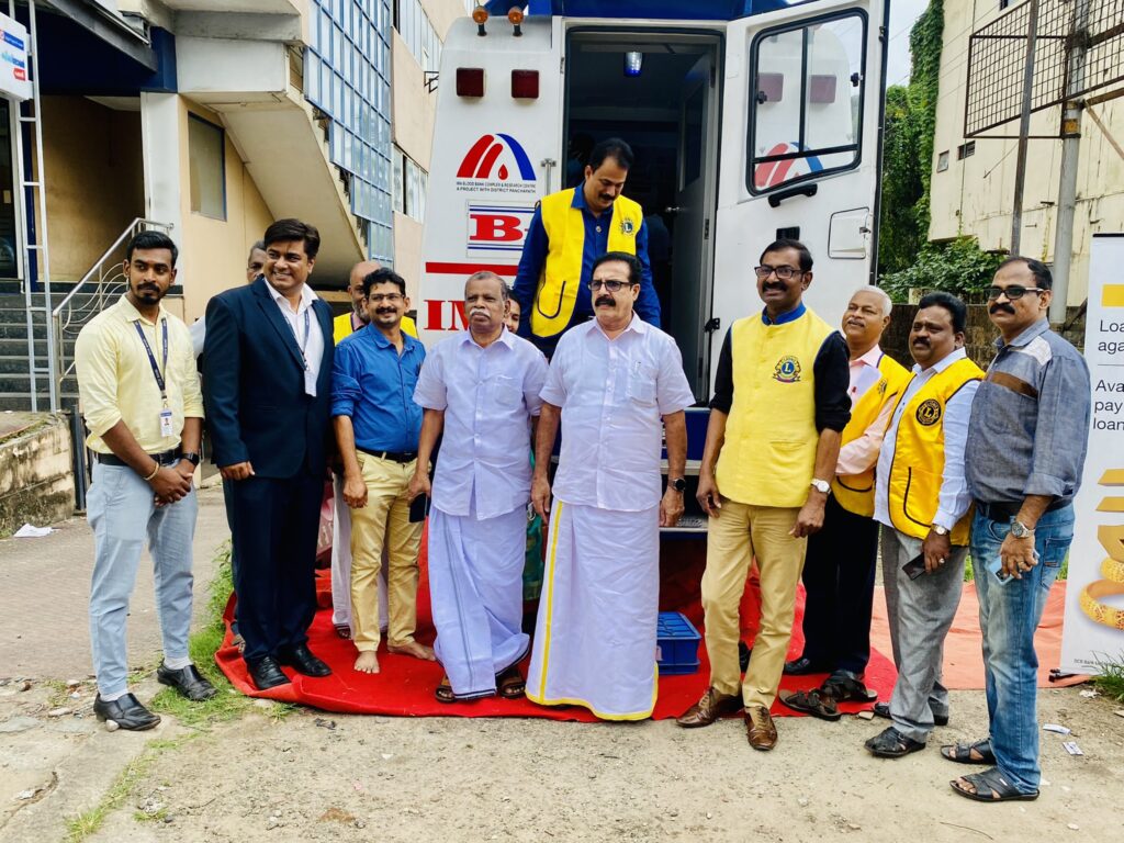 Photo of Lions Blood Donation camp by lions club of thrissur eastfort.
Lions Club India, Lions Club International, Lion Club Kerala.Featured by www.jamesvalappila.com and authored by Lion James Valappila PMJF
