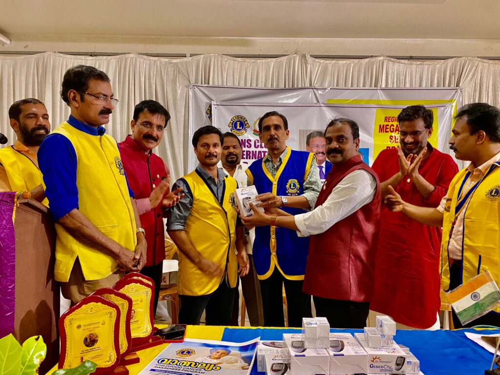 Photo of Lions Global Service Projects of Lions Club as a part of the 'Valsalyam' project.Lion Club Kerala.Featured by www.jamesvalappila.com and authored by Lion James Valappila PMJF.