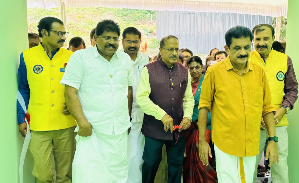 Photo of Lions Key Handover Ceremony of home that made through Lions Club Homes for the Homeless Trust at Thrikkur.Lion Club Kerala.Featured by www.jamesvalappila.com and authored by Lion James Valappila PMJF