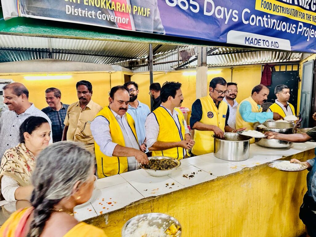 Photo of Lions Manna Hunger Free City Food Distribution.Lions Club of Thrichur orchestrates Manna Hunger Free City day for distributing food to the needy, guided by Lion James Valappila PMJF District 318D. With Lions Hunger Project initiatives, they continue their steadfast fight against hunger, advancing their mission in Kerala communities.Lion Club Kerala.Featured by www.jamesvalappila.com and authored by Lion James Valappila PMJF