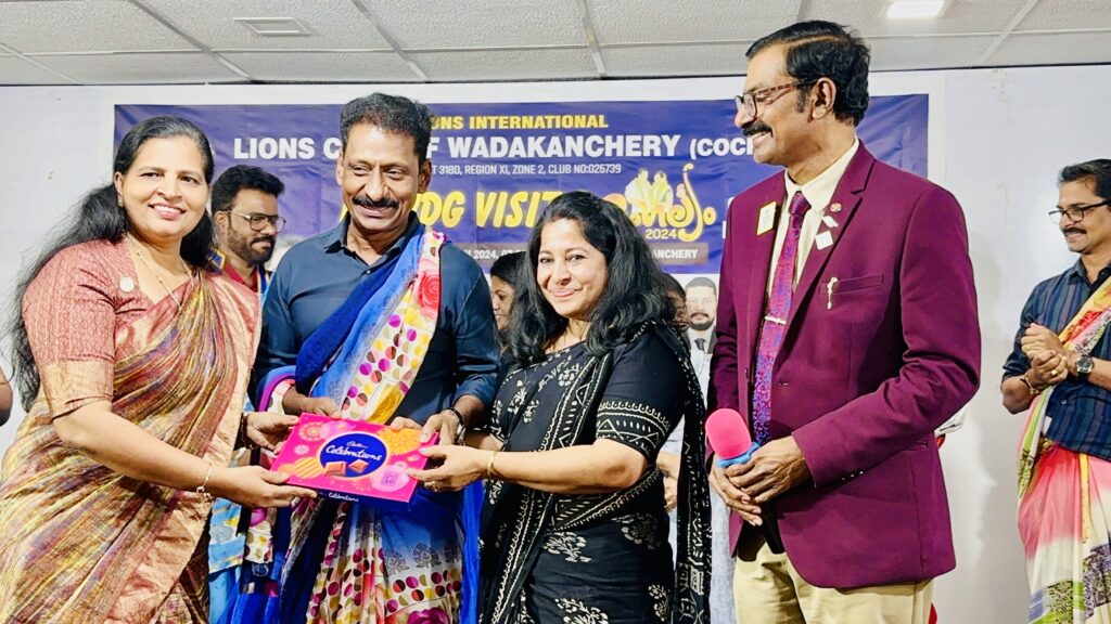 Image of Lions 1st VDG Visit & Mangalyam Project at Lions Club of Wadakkanchery Cochin.Lion Club Kerala.Featured by www.jamesvalappila.com and authored by Lion James Valappila PMJF