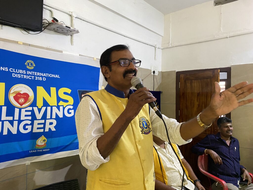 Photo of Lions Club of Vilwadri Pambady celebrated the 1200th Lions Relieving Hunger ProjectLion Club Kerala.Featured by www.jamesvalappila.com and authored by Lion James Valappila PMJF