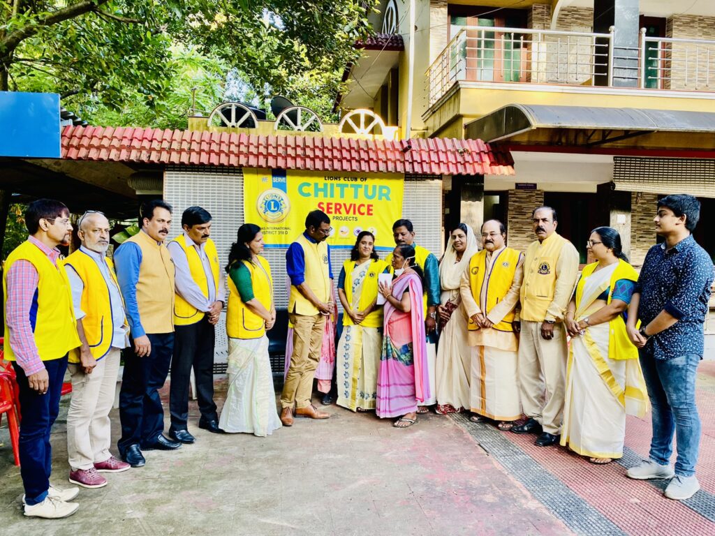 Photo of Lions Service Projects by Lions Club of Chittur - Lions Relieving Hunger Project, Lions Childhood Cancer Project, Lions Environment Project, Lions Diabetes Project and Lions Vision Project..Lion Club Kerala.Featured by www.jamesvalappila.com and authored by Lion James Valappila PMJF