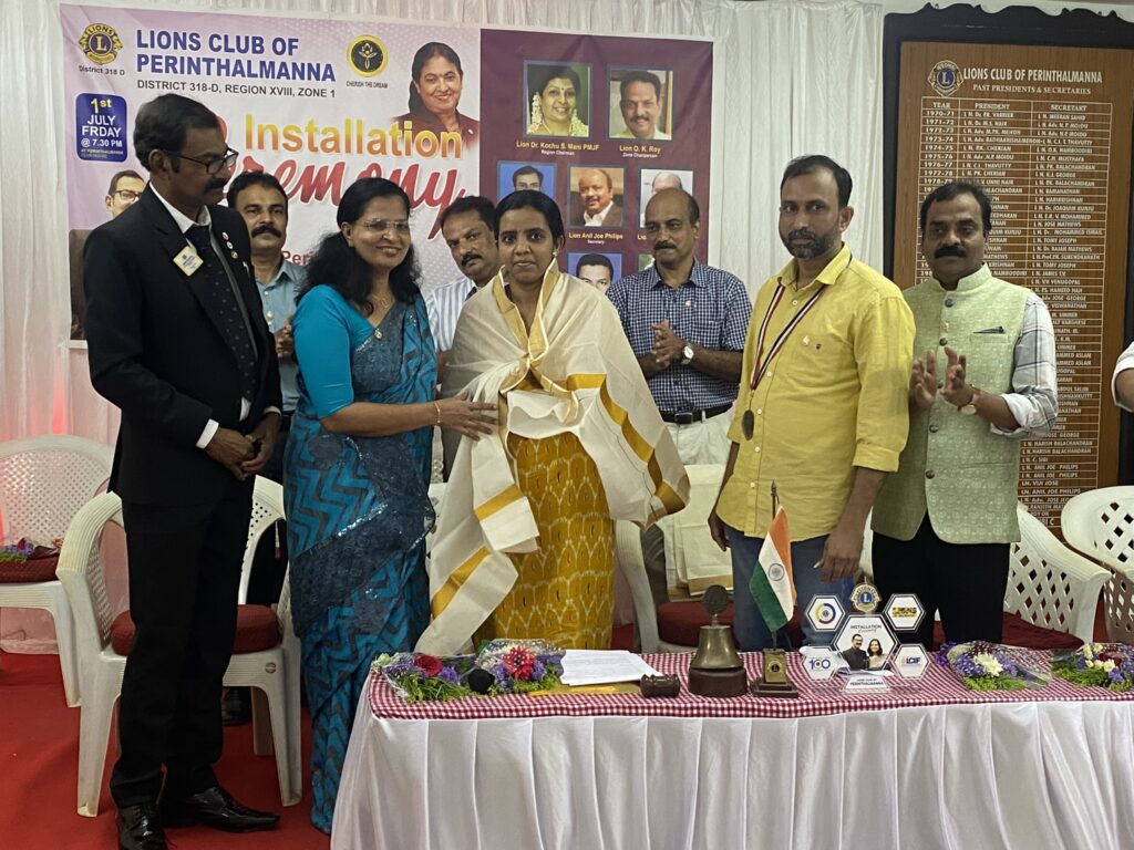 Photo of Lions Installation Ceremony at Perinthalmanna.Lion Club Kerala.Featured by www.jamesvalappila.com and authored by Lion James Valappila PMJF