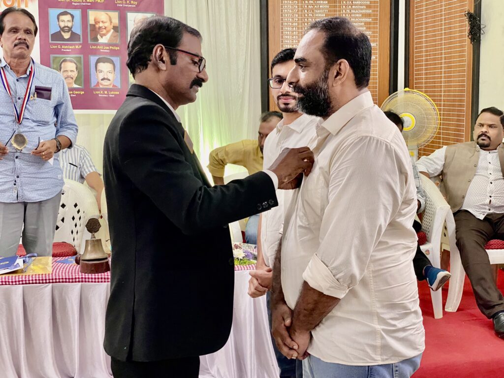 Photo of Lions Installation Ceremony at Perinthalmanna.Lion Club Kerala.Featured by www.jamesvalappila.com and authored by Lion James Valappila PMJF
