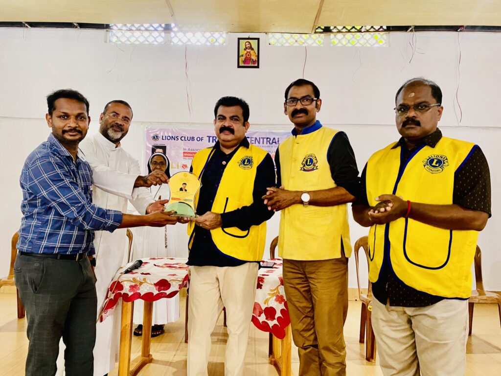 Photo of Lions Eye Camp by Lions Club of Trichur Central as a part of Lions Vision Project.Lion Club Kerala.Featured by www.jamesvalappila.com and authored by Lion James Valappila PMJF