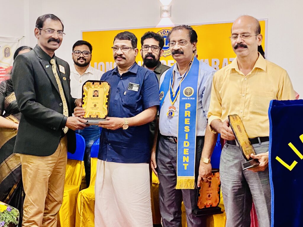 Photo of Lions Club of Pavaratty Installation Ceremony and Inauguration of New Club House.Lion Club Kerala.Featured by www.jamesvalappila.com and authored by Lion James Valappila PMJF