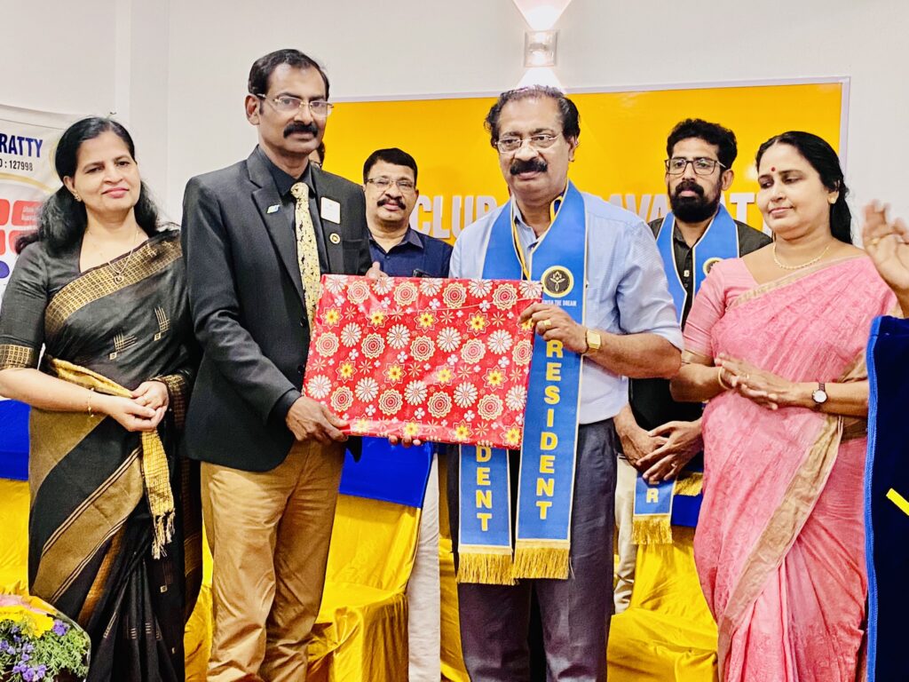 Photo of Lions Club of Pavaratty Installation Ceremony and Inauguration of New Club House.Lion Club Kerala.Featured by www.jamesvalappila.com and authored by Lion James Valappila PMJF