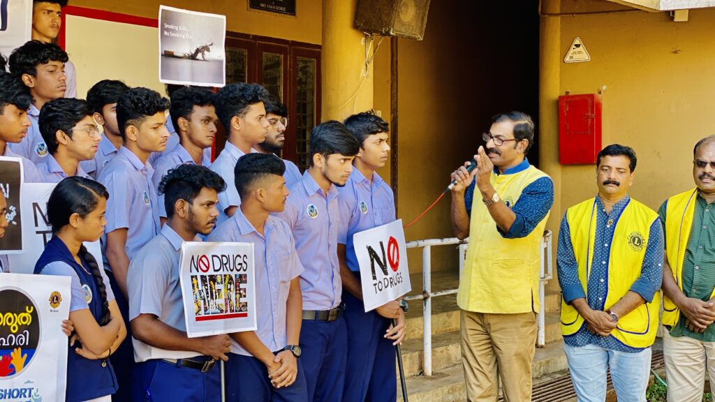 Image of The Trichur central Lions Club conducted"അരുത് ലഹരി". advocating against drug use and promoting a healthier lifestyle, guided by Lion James Valappila PMJF, District 318D, as part of the Lions Club project.Lion Club Kerala.Featured by www.jamesvalappila.com and authored by Lion James Valappila PMJF.Lions Club Project ,District 318d,Lions District 318d,
Lions Club India
Lions Club India,
Lions Club Kerala,
Lions Club Activities Project,Lions Childhood Cancer Project,
Lions Club Environment Project,
Lions Vision Project