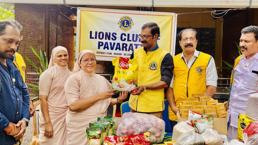 Photo of Lions Hunger Project at Nirmala Sadan .Lion Club Kerala.Featured by www.jamesvalappila.com and authored by Lion James Valappila PMJF