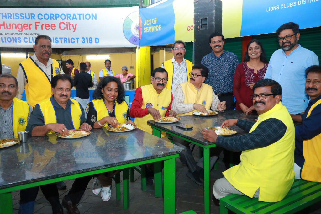 image of The Lions Clubs of Thrissur Corporation organised the birthday celebration of the Lions International District Governor at Manna, joyfully honouring his leadership and contributions. They also distributed food under the Lions Club International Hunger Project, led by Lion District Governor James Valappila. Lions Club International Hunger Projects